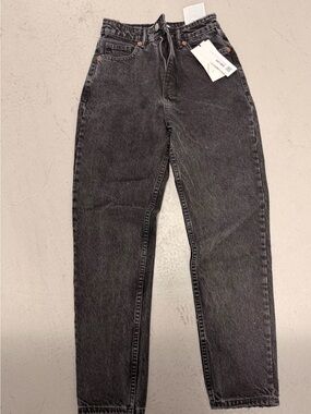 NWT Zara women’s mom xs 34 eur USA 2 Black Washed High-Rise Jeans